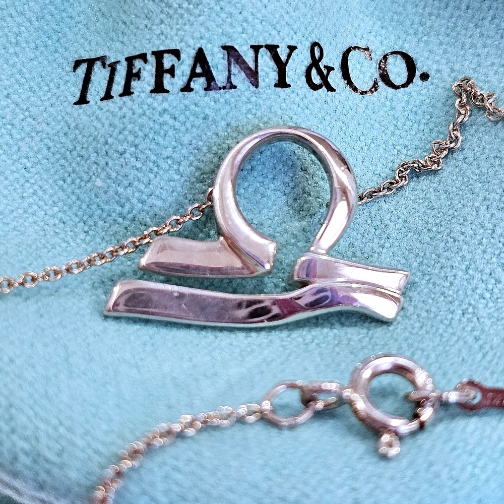 ♎️Tiffany & Co. Libra Zodiac Paloma Picasso Sterling 925 Pendant Necklace✨️